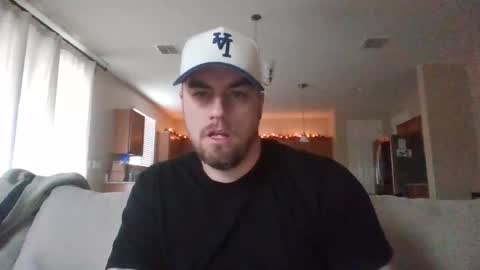 Snapshot of soft0ne chatting on 11/21/25, 03:33 soft0ne online show from 11/21/25, 03:33