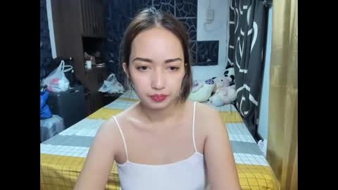 Angel online show from 11/09/25, 01:53