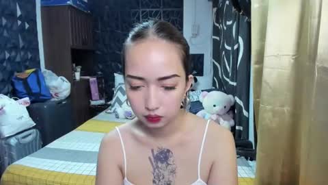 Angel online show from 11/17/25, 12:33