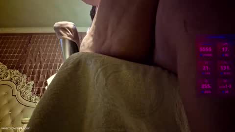 Hi Im Sofia             online show from 02/11/25, 03:08