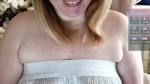 Hi Im Sofia             online show from 05/22/26, 01:28
