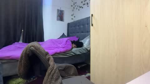 Snapshot of soft_nicole chatting on 02/24/26, 05:44 soft_nicole online show from 02/24/26, 05:44