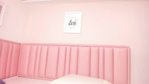 Rose  online show from 12/14/25, 11:37