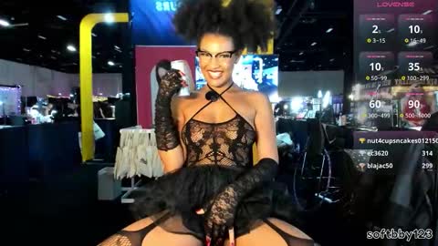 Chloe Kiwi online show from 11/08/25, 08:51