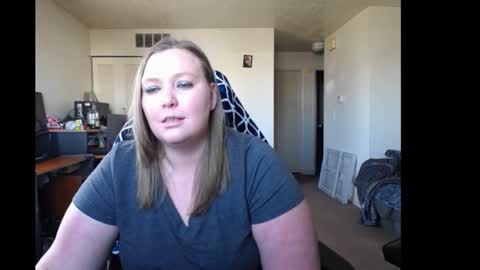 Snapshot of softerpeaches chatting on 01/02/25, 07:51 Rose online show from 01/02/25, 07:51