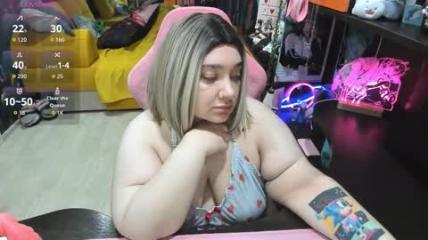 Sofie online show from 03/27/26, 03:45