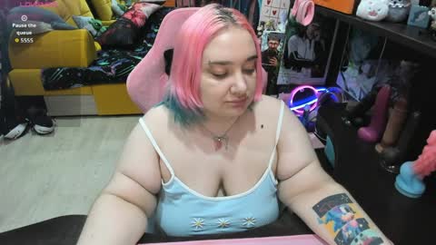 Sofie online show from 04/01/26, 02:23