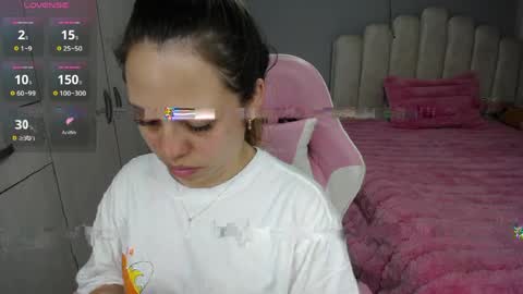 Snapshot of softkiss_x chatting on 05/05/26, 04:59 Fran online show from 05/05/26, 04:59