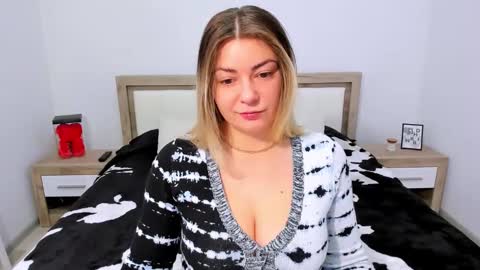 Softpleasurex online show from 12/16/24, 07:37