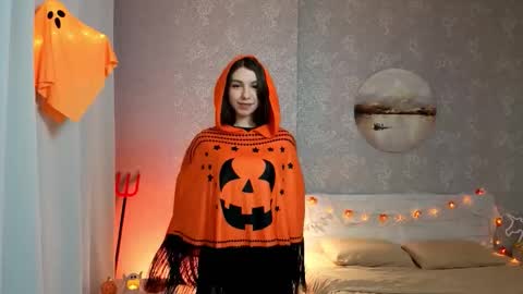 Kelly online show from 10/27/25, 12:20