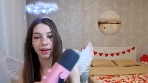 Snapshot of softwine chatting on 02/14/26, 03:20 Kelly online show from 02/14/26, 03:20