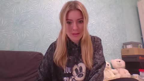 softy_aura online show from 03/18/26, 10:07