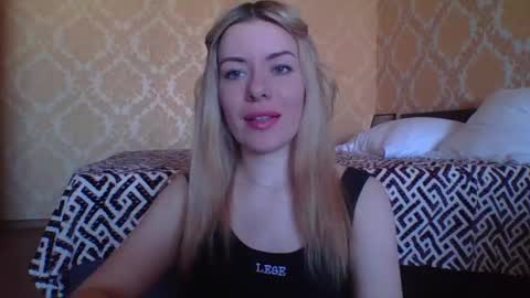 softy_aura online show from 05/05/26, 09:39