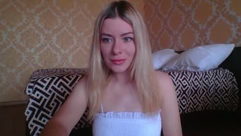 softy_aura online show from 06/15/26, 10:39
