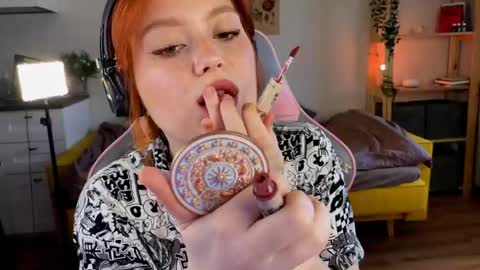 Snapshot of sofy_benson chatting on 05/15/26, 02:13 Sofy online show from 05/15/26, 02:13