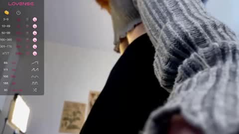 Snapshot of sofy_benson chatting on 05/21/26, 02:13 Sofy online show from 05/21/26, 02:13