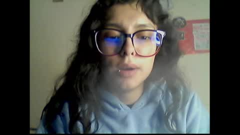 Snapshot of sol77bb chatting on 07/09/26, 04:38 sol online show from 07/09/26, 04:38