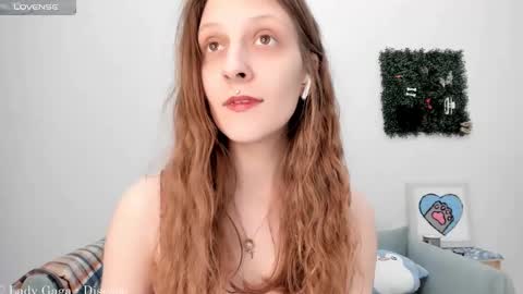 SolarAlice online show from 02/09/25, 05:22