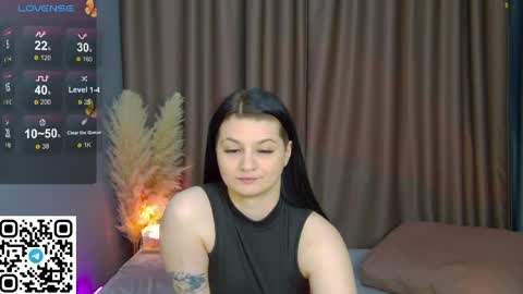 Snapshot of solazolaa chatting on 04/04/26, 01:37 Sonya online show from 04/04/26, 01:37
