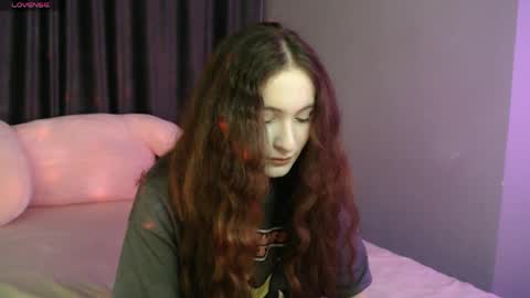 Snapshot of solitudebby chatting on 05/30/26, 05:43 Becky online show from 05/30/26, 05:43