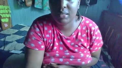 Snapshot of sollybunny chatting on 01/18/26, 02:43 Solly bunny online show from 01/18/26, 02:43