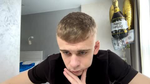 Snapshot of solofury chatting on 05/17/26, 10:33 Jett online show from 05/17/26, 10:33