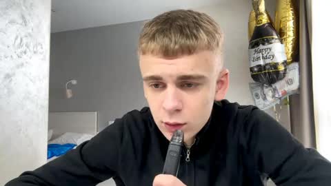 Snapshot of solofury chatting on 05/19/26, 06:20 Jett online show from 05/19/26, 06:20