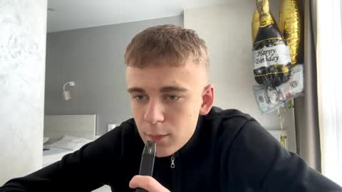 Snapshot of solofury chatting on 05/20/26, 10:10 Jett online show from 05/20/26, 10:10