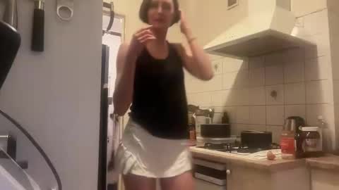 Snapshot of sombre_sdelices chatting on 02/20/26, 05:24 Tayla online show from 02/20/26, 05:24