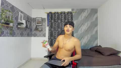 son_hades online show from 02/25/26, 03:38