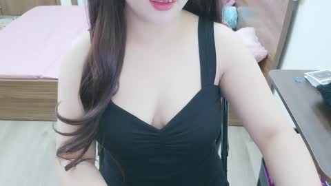 Sona online show from 04/25/26, 06:49