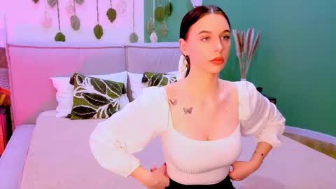 Snapshot of sonataray chatting on 02/02/26, 03:11 Catherine online show from 02/02/26, 03:11