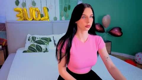 Snapshot of sonataray chatting on 02/15/26, 02:47 Catherine online show from 02/15/26, 02:47