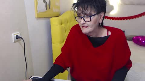 Snapshot of sondrariddle chatting on 03/10/25, 03:34 sondrariddle online show from 03/10/25, 03:34