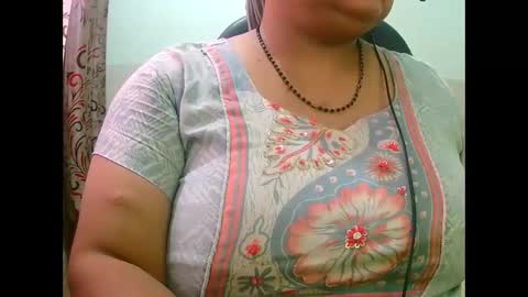 soni88888 online show from 12/03/24, 05:31