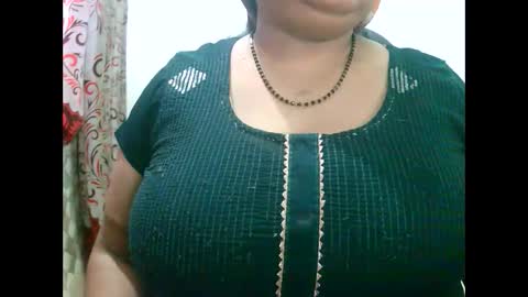 soni88888 online show from 12/06/24, 11:22