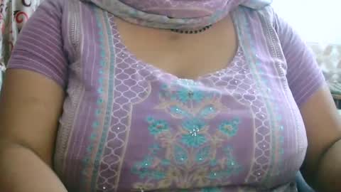 soni88888 online show from 12/09/24, 11:47
