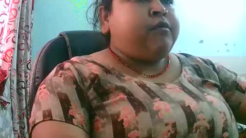 soni88888 online show from 04/14/26, 11:05