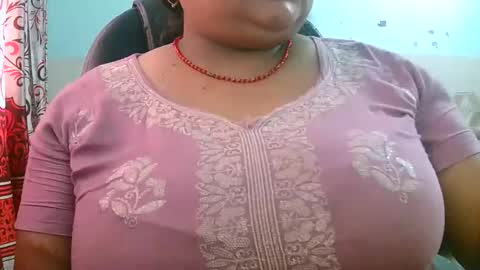 soni88888 online show from 04/16/26, 03:40