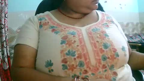 Snapshot of soni88888 chatting on 04/22/26, 04:08 soni88888 online show from 04/22/26, 04:08