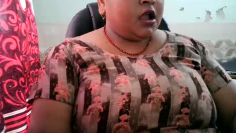 Snapshot of soni88888 chatting on 07/06/26, 04:31 soni88888 online show from 07/06/26, 04:31