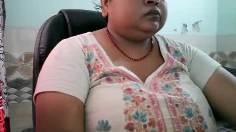 Snapshot of soni88888 chatting on 07/08/26, 03:44 soni88888 online show from 07/08/26, 03:44