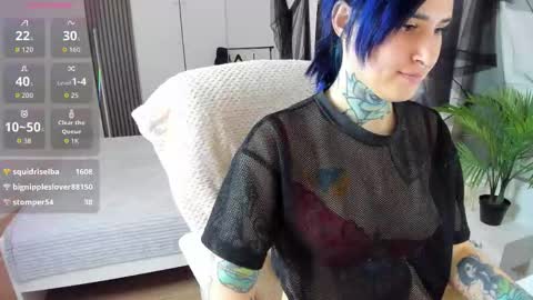 Snapshot of sonia_blond chatting on 01/05/26, 05:27 Sonia online show from 01/05/26, 05:27