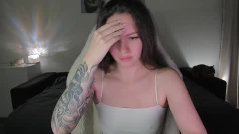 sonia_moon_ online show from 09/21/25, 02:24