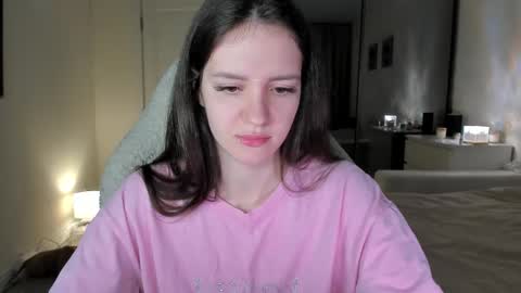 sonia_moon_ online show from 10/10/25, 02:54