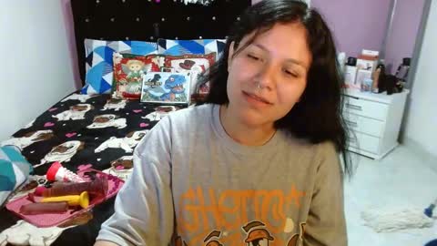 Snapshot of sonialatin69 chatting on 12/16/24, 04:27 sonialatin69 online show from 12/16/24, 04:27