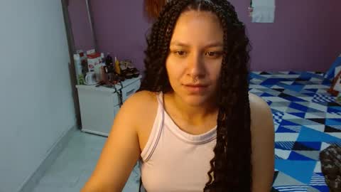 Snapshot of sonialatin69 chatting on 12/23/24, 02:07 sonialatin69 online show from 12/23/24, 02:07