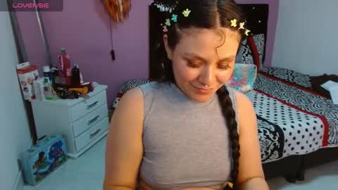 Snapshot of sonialatin69 chatting on 01/16/25, 06:48 sonialatin69 online show from 01/16/25, 06:48