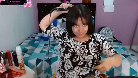 Snapshot of sonialatin69 chatting on 02/06/25, 02:26 sonialatin69 online show from 02/06/25, 02:26