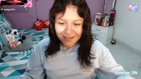 Snapshot of sonialatin69 chatting on 03/08/25, 12:09 sonialatin69 online show from 03/08/25, 12:09